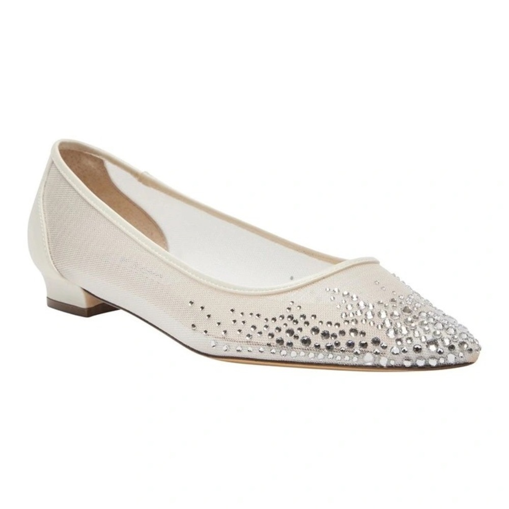 🆕 NINA Wendi Flat Shoes in Ivory Mesh